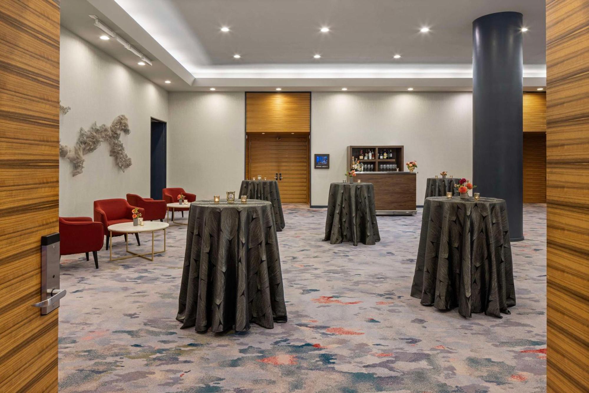The Lofton Hotel Minneapolis, Tapestry Collection By Hilton Zewnętrze zdjęcie